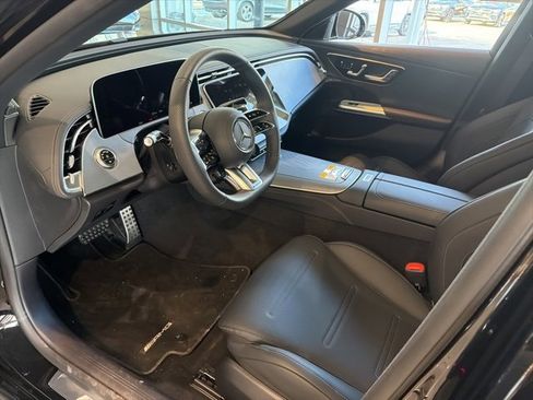 New 2026 Mercedes-Benz E 53 AMG e 4MATIC Sedan image 4
