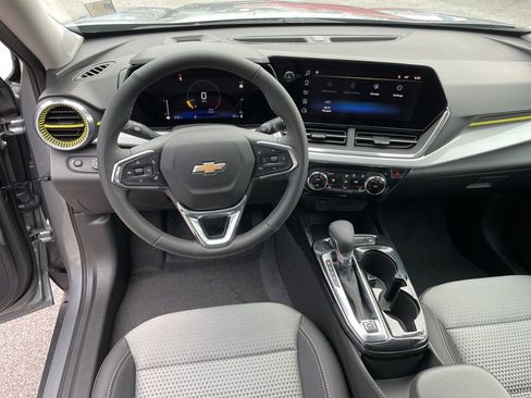 New 2026 Chevrolet Trax LT w/ Driver Confidence Package image 24