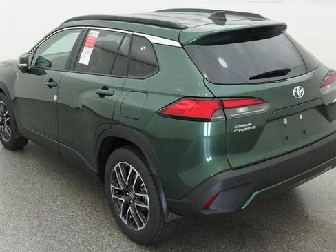 New 2026 Toyota Corolla Cross XLE image 9