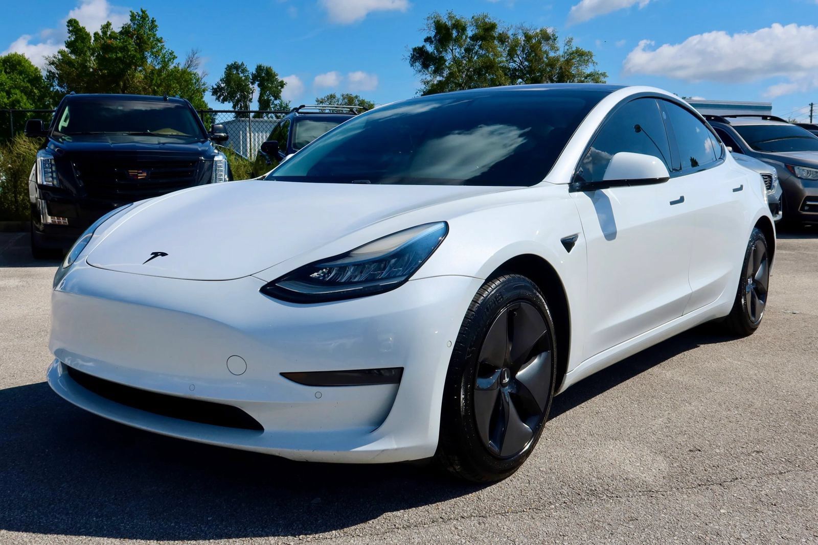 Used 2018 Tesla Model 3 Long Range RWD image 5
