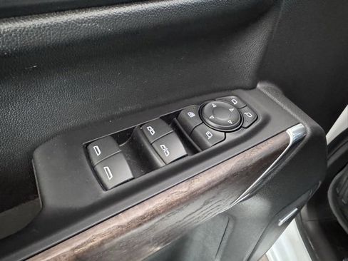 Used 2021 GMC Sierra 1500 Denali w/ Denali Ultimate Package image 12