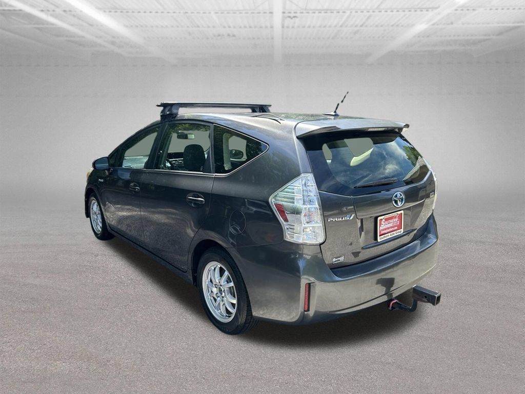 Used 2014 Toyota Prius V Three FWD image 3
