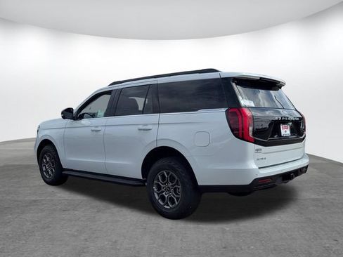 New 2026 Ford Expedition Active RWD image 3