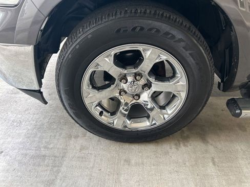 Used 2018 RAM 1500 Laramie w/ Convenience Group image 14