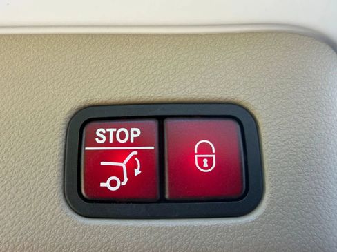 Used 2014 Mercedes-Benz ML 350 4MATIC image 10