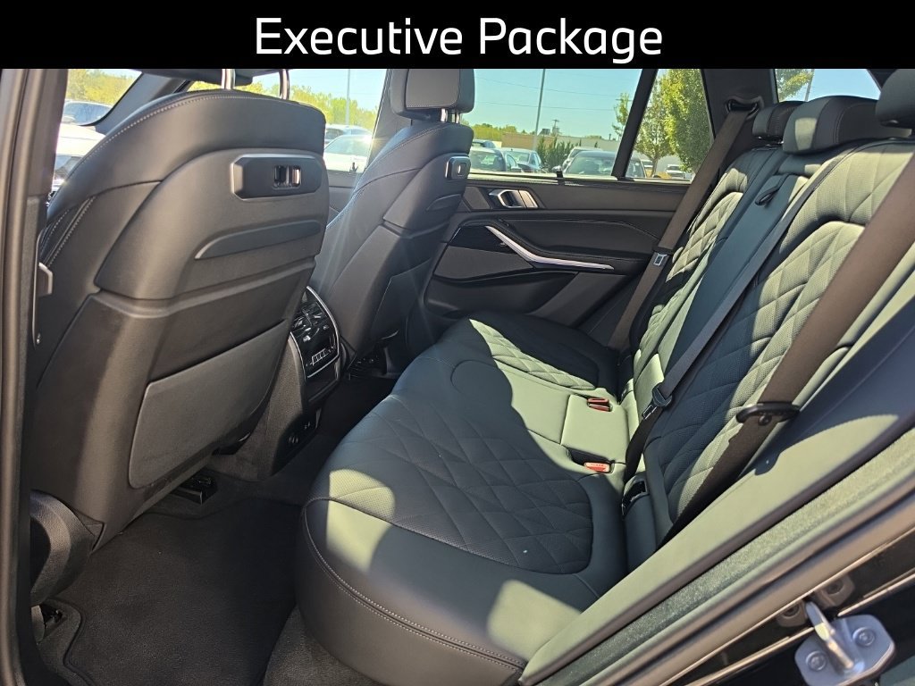 Certified 2026 BMW X5 xDrive40i w/ Executive Package AWD/4WD image 11