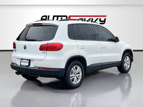 Used 2016 Volkswagen Tiguan S FWD image 7