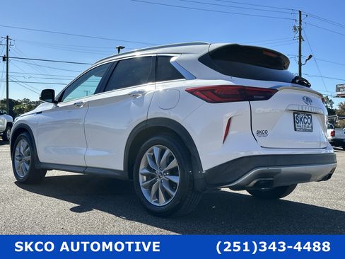 Used 2019 INFINITI QX50 Luxe w/ Navigation Package image 3