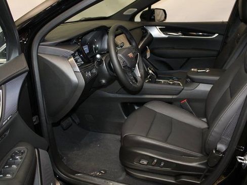 New 2025 Cadillac XT5 Premium Luxury w/ Technology Package image 4