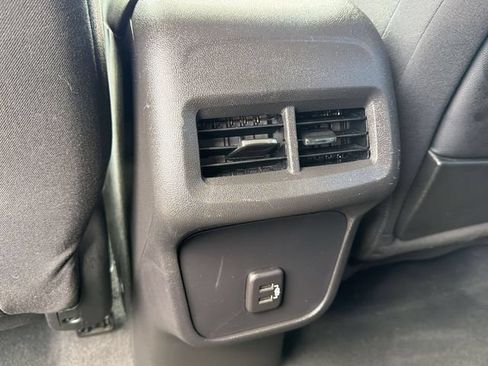Used 2023 GMC Terrain SLE w/ Driver Convenience Package AWD/4WD image 20