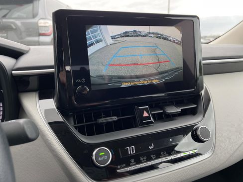 Used 2026 Toyota Corolla LE image 21