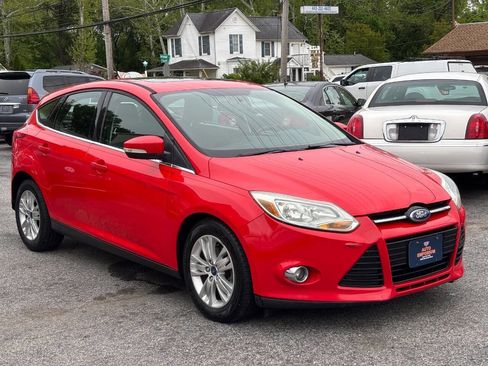 Used 2012 Ford Focus SEL FWD image 3