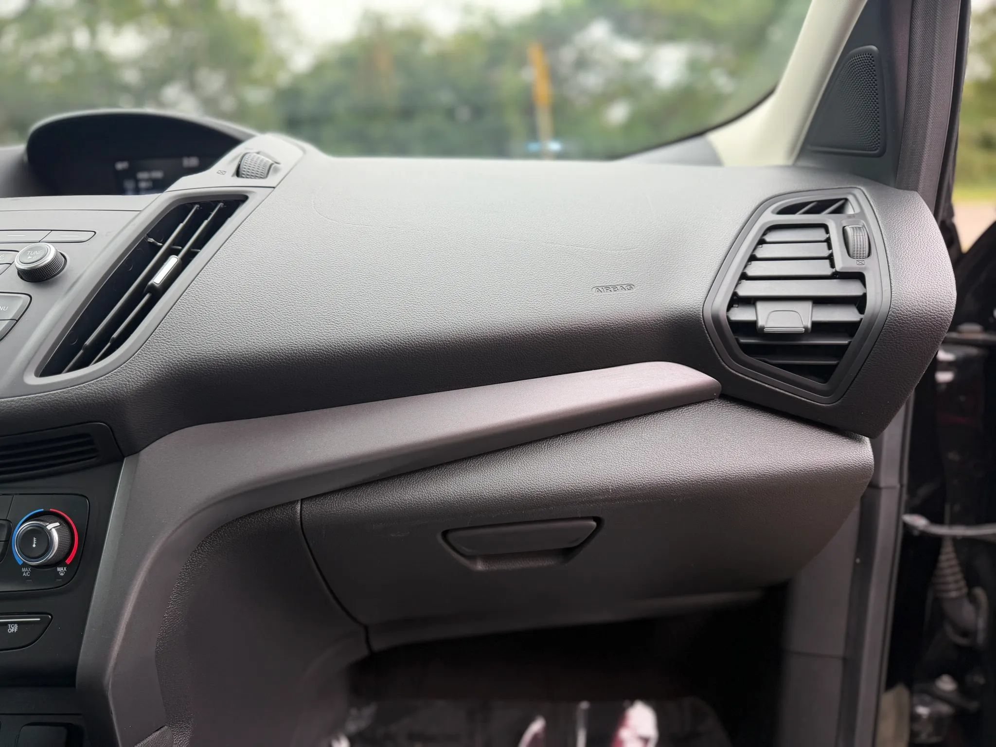 Used 2019 Ford Escape S FWD image 22