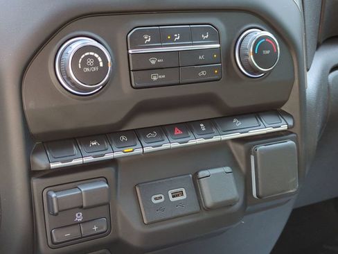 Used 2025 Chevrolet Silverado 1500 Custom Trail Boss AWD/4WD image 19