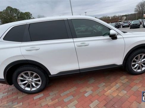 Used 2023 Honda CR-V EX image 2