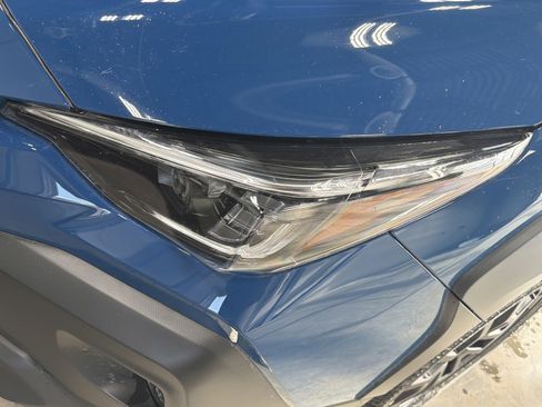 Used 2025 Subaru Crosstrek 2.5i Wilderness w/ Crosstrek Mirror Package image 16