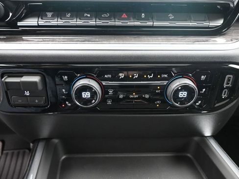 New 2026 Chevrolet Silverado 2500 LTZ w/ LTZ Convenience Package AWD/4WD image 20