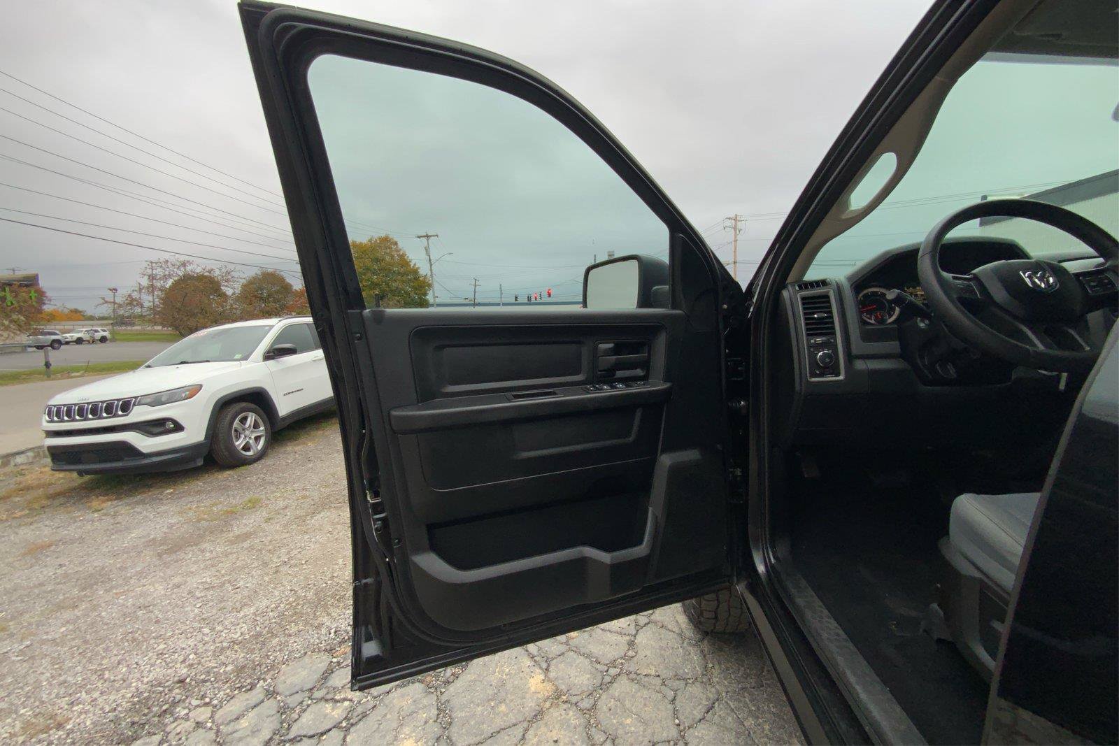 Used 2019 RAM 1500 Express w/ Wheel & Sound Group AWD/4WD image 20