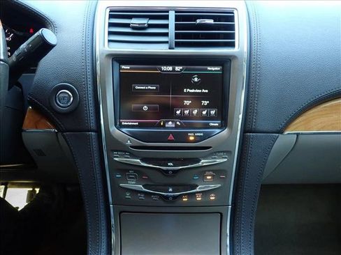 Used 2013 Lincoln MKX AWD image 18