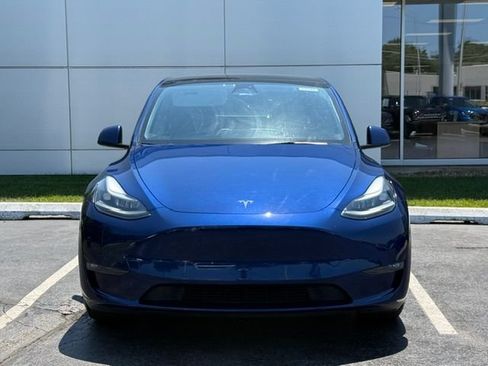 Used 2022 Tesla Model Y Performance AWD/4WD image 3