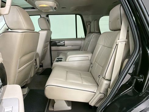 Used 2007 Lincoln Navigator 2WD image 21