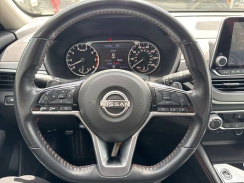 Used 2024 Nissan Altima 2.5 SR image 16