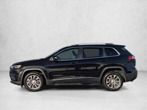 Used 2019 Jeep Cherokee Latitude Plus w/ Comfort/Convenience Group image 9