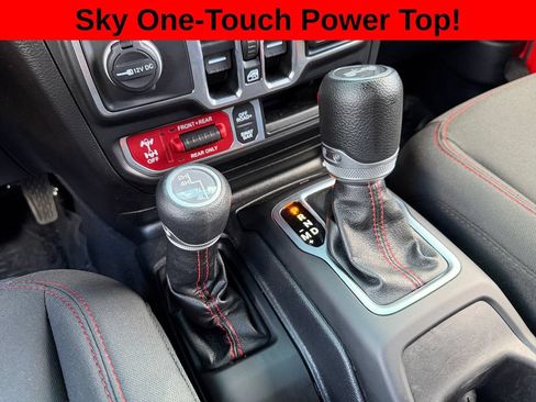 Used 2021 Jeep Wrangler Unlimited Rubicon AWD/4WD image 29