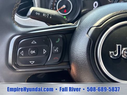 Used 2024 Jeep Wrangler Unlimited Sport AWD/4WD image 28