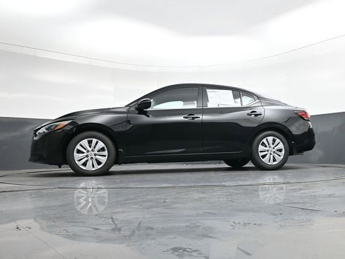 Certified 2025 Nissan Sentra S image 40