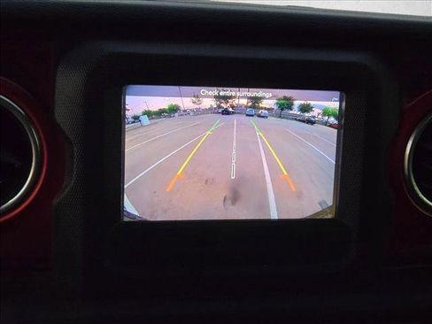 Used 2019 Jeep Wrangler Unlimited Rubicon image 12