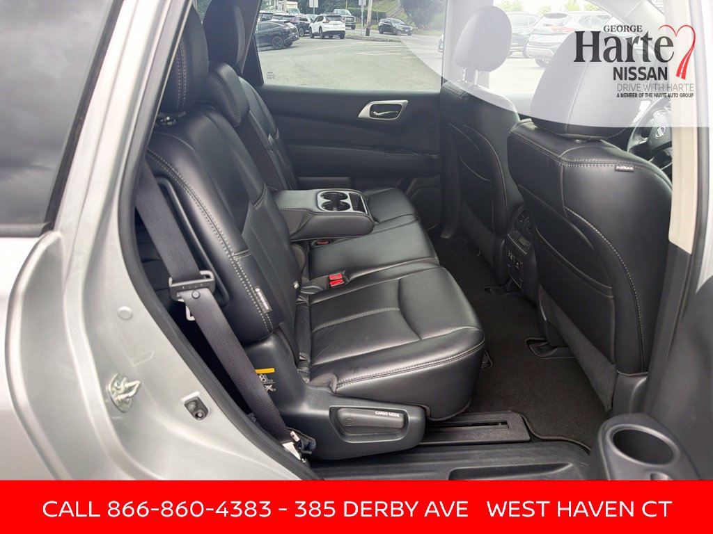 Used 2020 Nissan Pathfinder SL AWD/4WD image 28