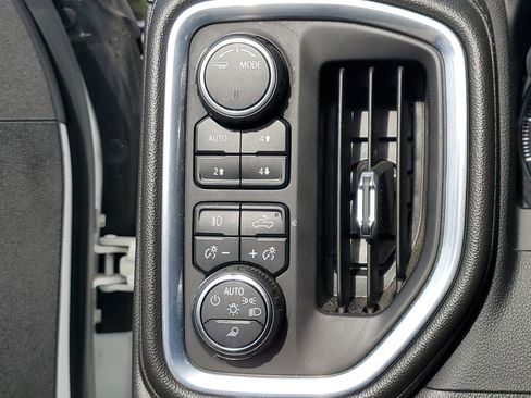 Used 2022 Chevrolet Silverado 1500 LT Trail Boss w/ Safety Package AWD/4WD image 23