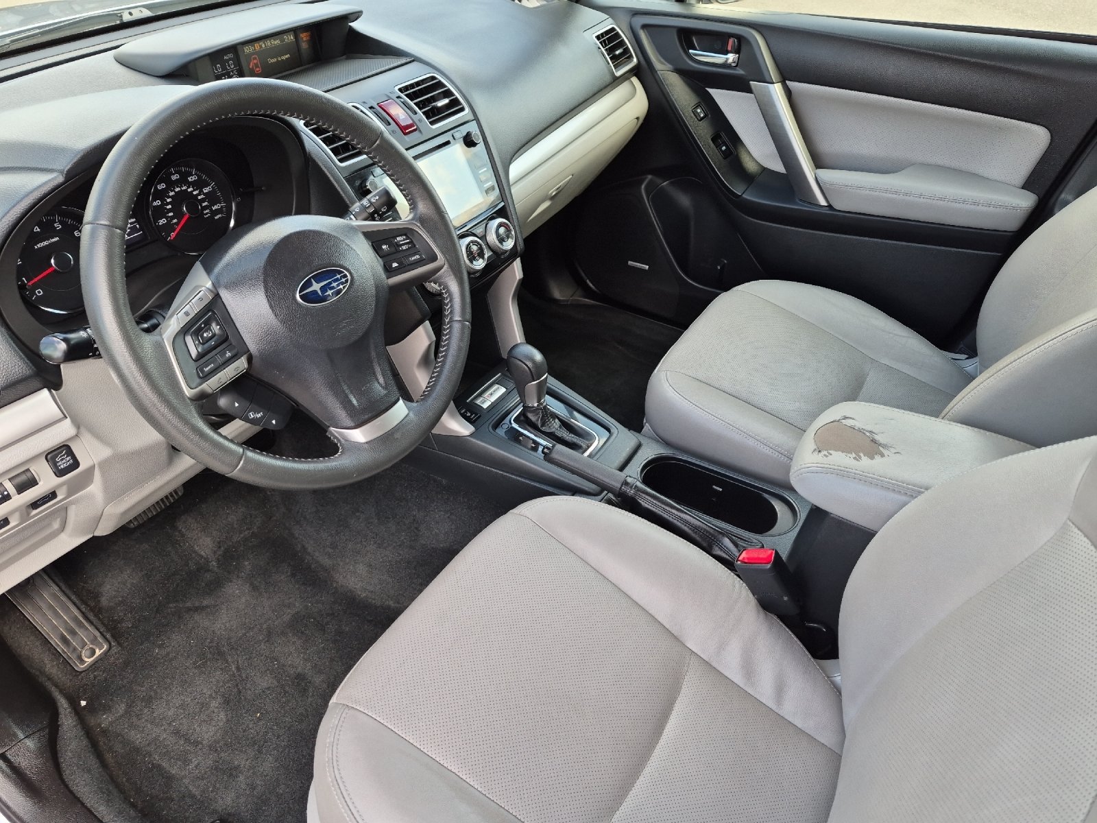Used 2016 Subaru Forester 2.5i Touring w/ Eyesight & Navigation System AWD/4WD image 9