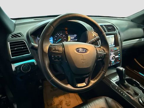 Used 2016 Ford Explorer Sport image 12