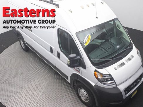 Used 2020 RAM ProMaster 2500 FWD image 3