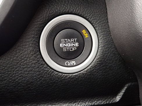 Used 2021 RAM 1500 Big Horn image 21