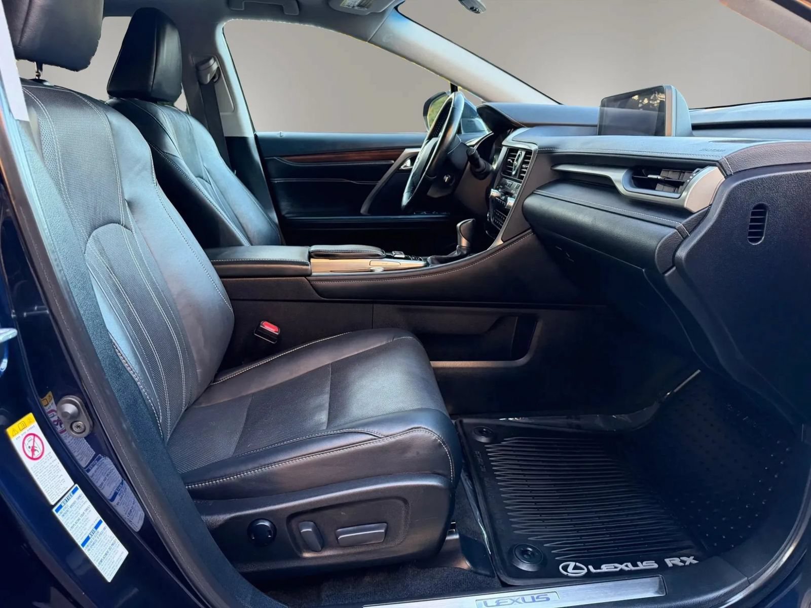 Used 2019 Lexus RX 450h AWD w/ Navigation Package image 11