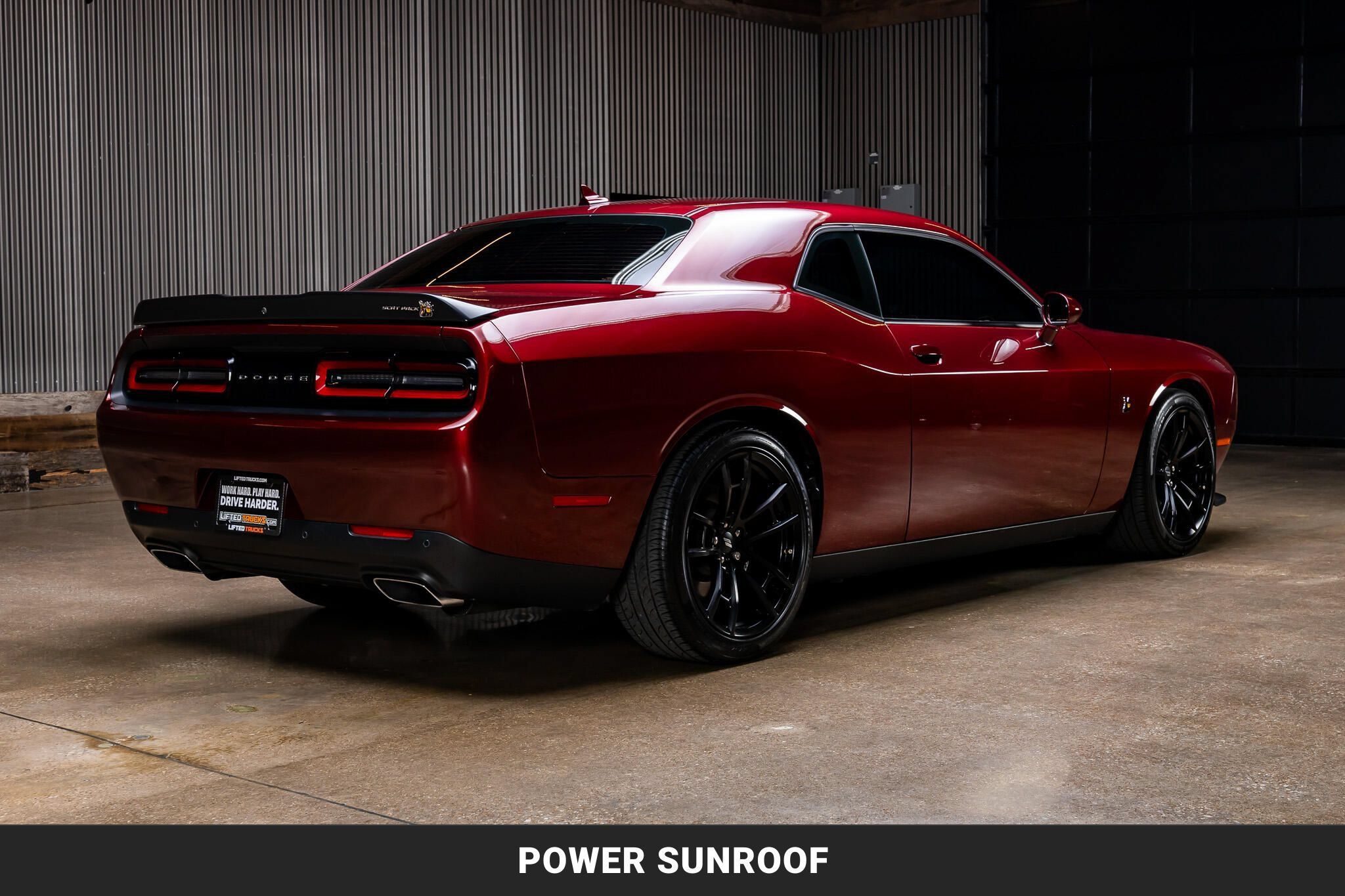 Used 2022 Dodge Challenger R/T Scat Pack w/ Shaker Package RWD image 9
