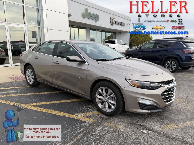Used 2025 Chevrolet Malibu LT FWD image 1