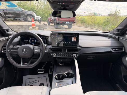Used 2024 Acura ZDX A-Spec image 16