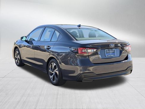 Used 2025 Subaru Legacy Premium AWD/4WD image 3