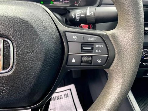 Used 2023 Honda Accord EX image 18