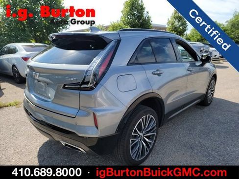 Used 2024 Cadillac XT4 Sport w/ Technology Package FWD image 6
