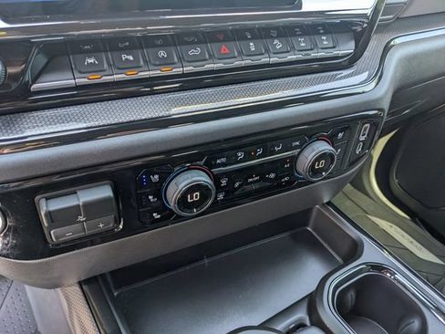 Used 2026 Chevrolet Silverado 1500 ZR2 AWD/4WD image 25