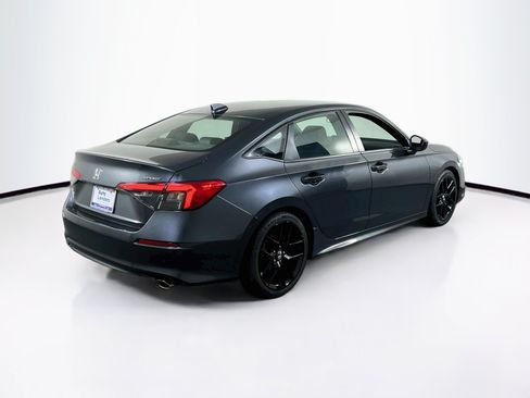 Used 2023 Honda Civic Sport image 5