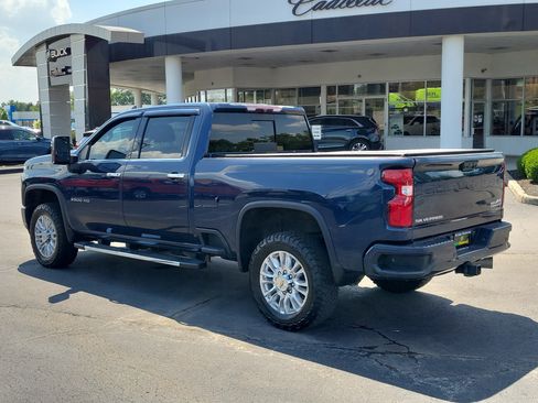 Used 2021 Chevrolet Silverado 3500 High Country AWD/4WD image 3