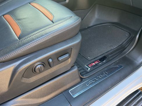 Used 2022 GMC Sierra 2500 AT4 w/ AT4 Premium Plus Package image 29