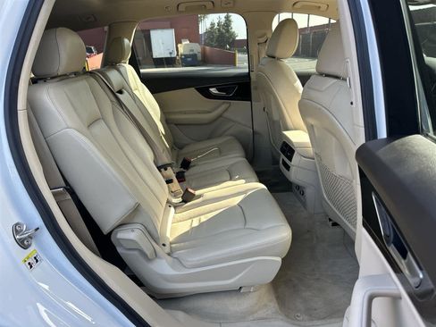 Used 2019 Audi Q7 3.0T Premium w/ Convenience Package image 13