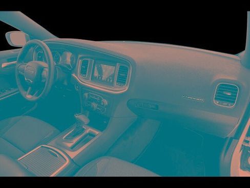 Used 2019 Dodge Charger SXT image 22